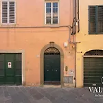 A Due Passi Dalla Torre Guinigi Nel Cuore Di Appartement *