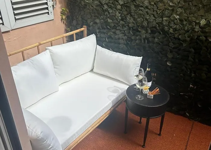 A Due Passi Dalla Torre Guinigi Nel Cuore Di Apartamento