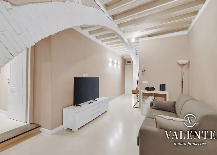 A Due Passi Dalla Torre Guinigi Nel Cuore Di Apartamento Lucca